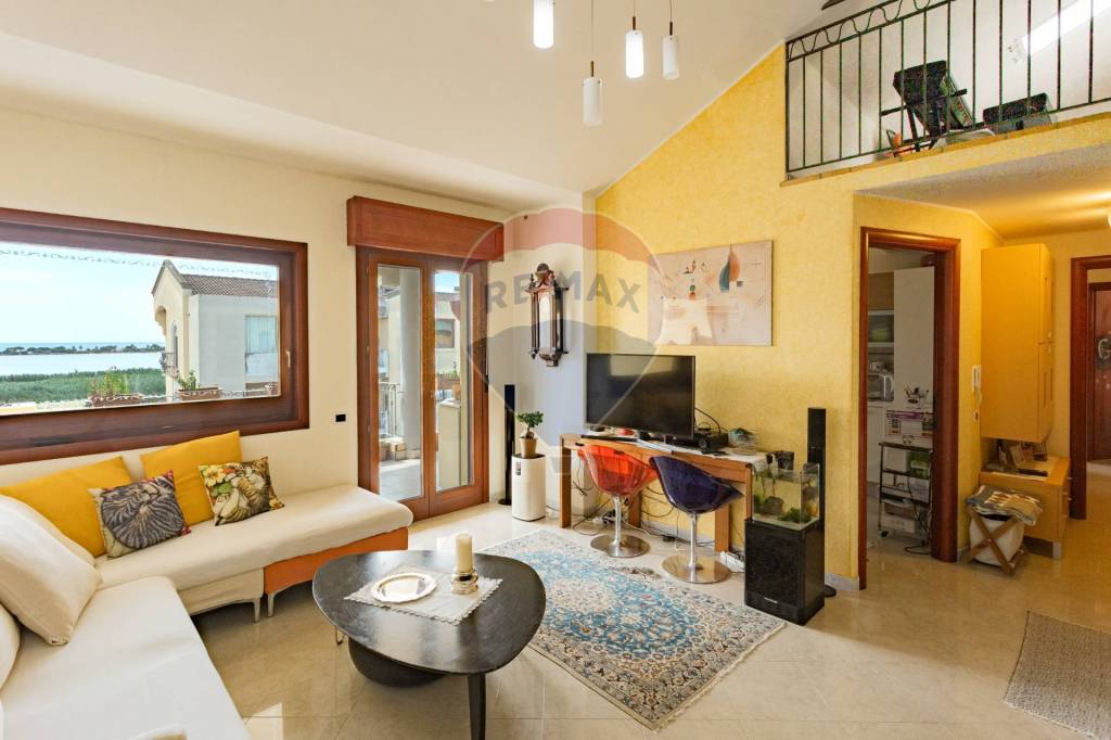 appartamento in vendita a Quartu Sant'Elena in zona Quartello