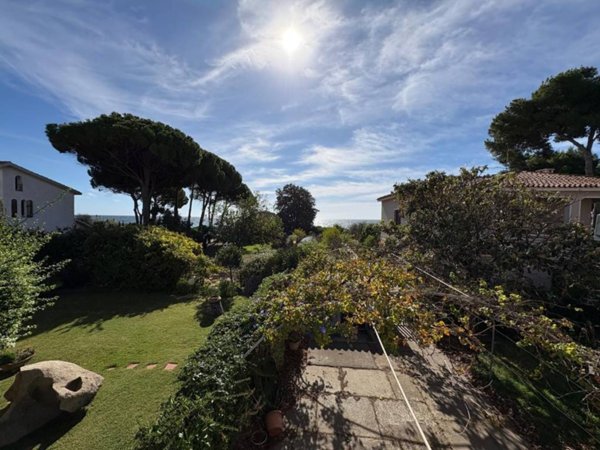 casa indipendente in vendita a Quartu Sant'Elena in zona Margine Rosso
