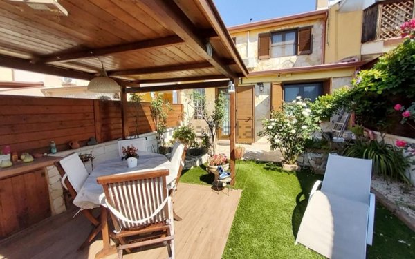 casa indipendente in vendita a Quartu Sant'Elena