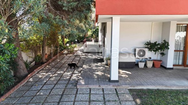 casa indipendente in vendita a Quartu Sant'Elena in zona Litorale