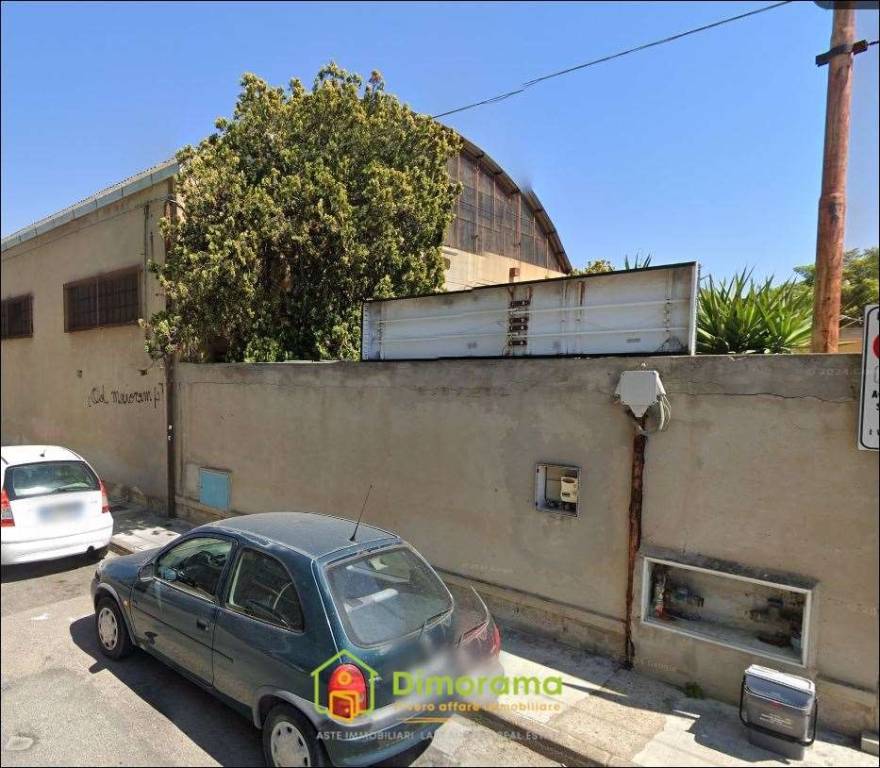 negozio in vendita a Quartu Sant'Elena