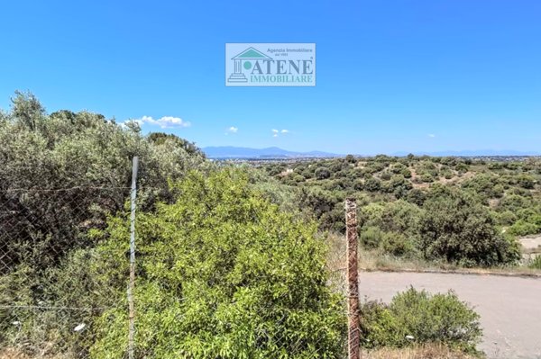 casa indipendente in vendita a Quartu Sant'Elena in zona Niu Crobu