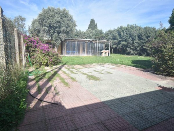 casa indipendente in vendita a Quartu Sant'Elena in zona Margine Rosso