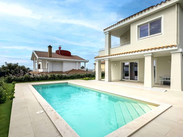 casa indipendente in vendita a Quartu Sant'Elena in zona Margine Rosso