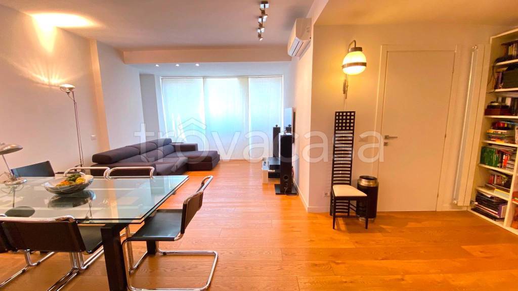 appartamento in vendita a Quartu Sant'Elena in zona Musicisti