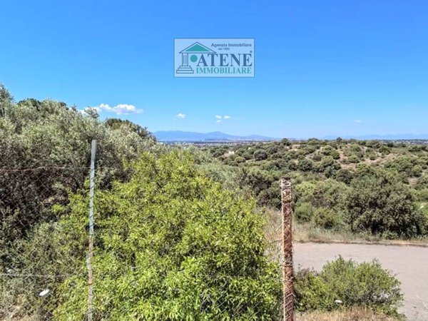 casa indipendente in vendita a Quartu Sant'Elena in zona Niu Crobu