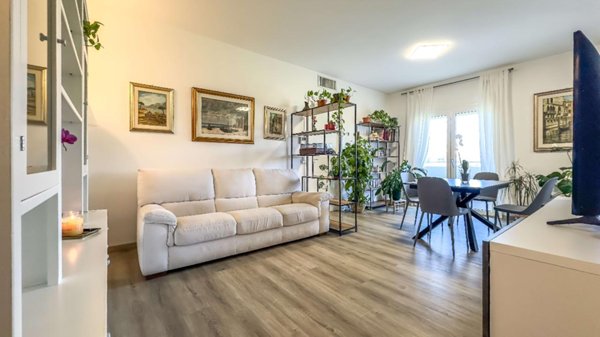 appartamento in vendita a Quartu Sant'Elena in zona Quartello