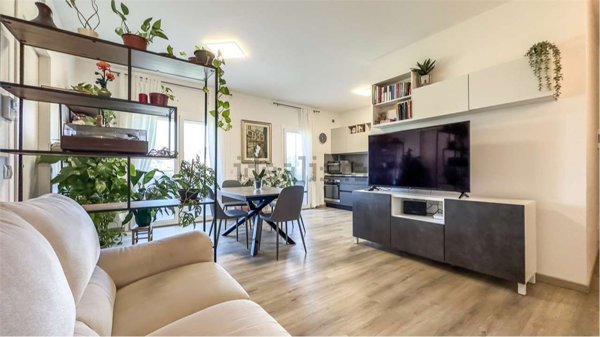 appartamento in vendita a Quartu Sant'Elena in zona Litorale