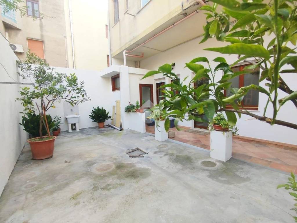 appartamento in vendita a Quartu Sant'Elena in zona Musicisti