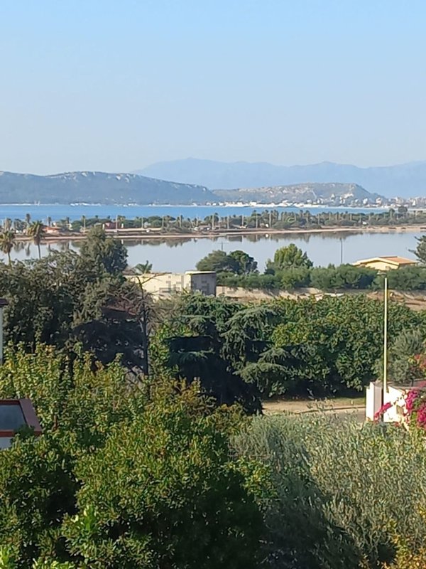 casa indipendente in vendita a Quartu Sant'Elena in zona Margine Rosso