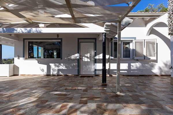 casa indipendente in vendita a Quartu Sant'Elena in zona Capitana
