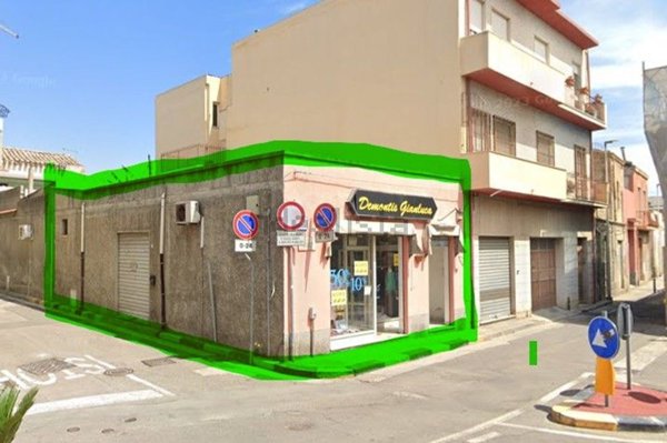 casa indipendente in vendita a Quartu Sant'Elena in zona Centro Storico