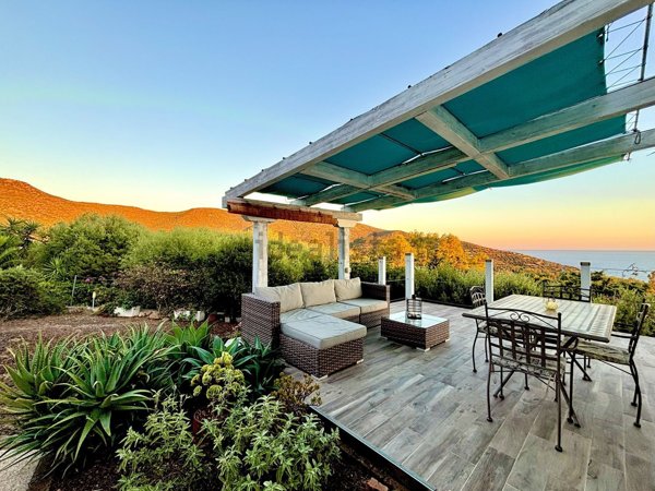 casa indipendente in vendita a Quartu Sant'Elena