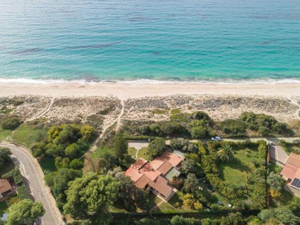 casa indipendente in vendita a Quartu Sant'Elena in zona Geremeas