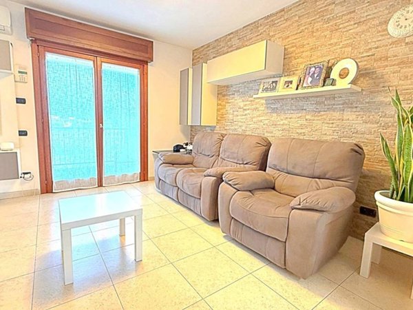 casa indipendente in vendita a Quartu Sant'Elena in zona Centro Storico