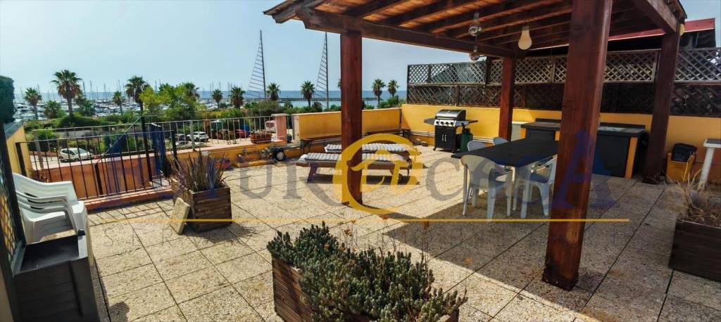 appartamento in vendita a Quartu Sant'Elena in zona Capitana