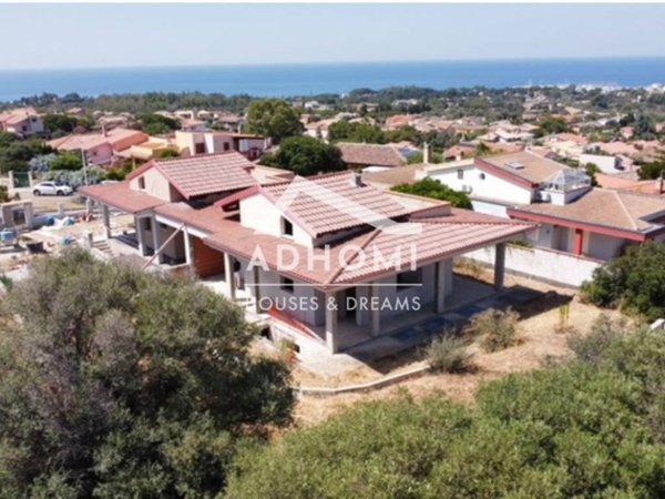 casa indipendente in vendita a Quartu Sant'Elena in zona Capitana