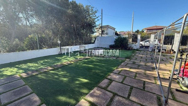casa indipendente in vendita a Quartu Sant'Elena in zona Sant'Andrea