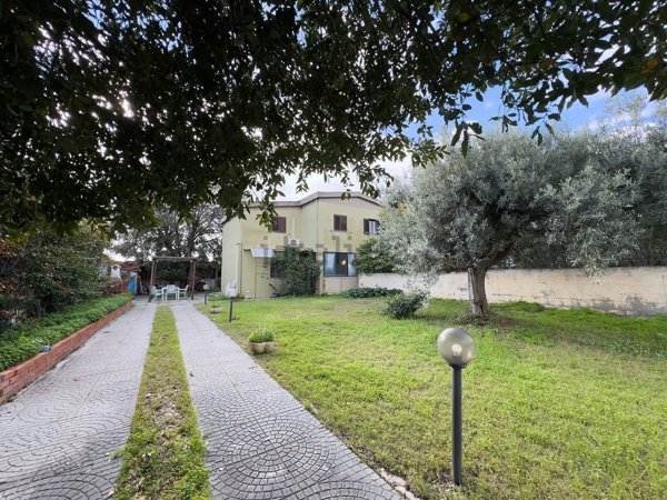 casa indipendente in vendita a Quartu Sant'Elena