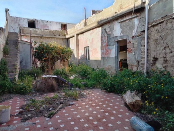 casa indipendente in vendita a Quartu Sant'Elena in zona Centro Storico