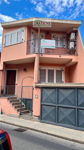 casa indipendente in vendita a Quartu Sant'Elena in zona Centro Storico