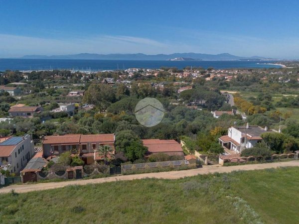 casa indipendente in vendita a Quartu Sant'Elena in zona Capitana
