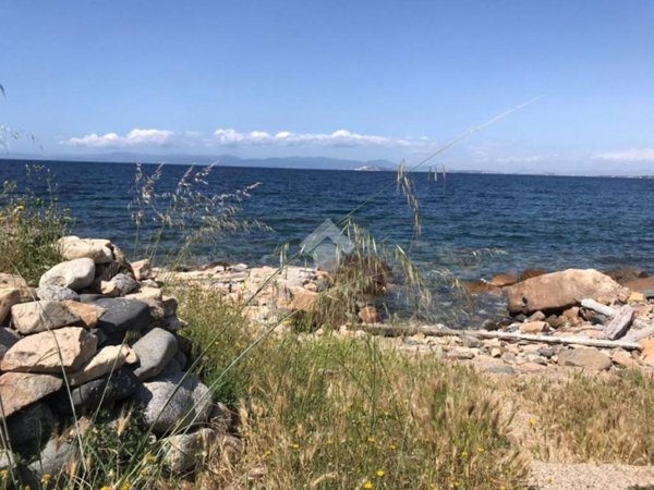 appartamento in vendita a Quartu Sant'Elena in zona Geremeas