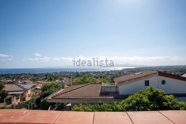 casa indipendente in vendita a Quartu Sant'Elena in zona Capitana