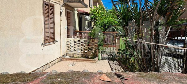 appartamento in vendita a Quartu Sant'Elena in zona Centro Storico