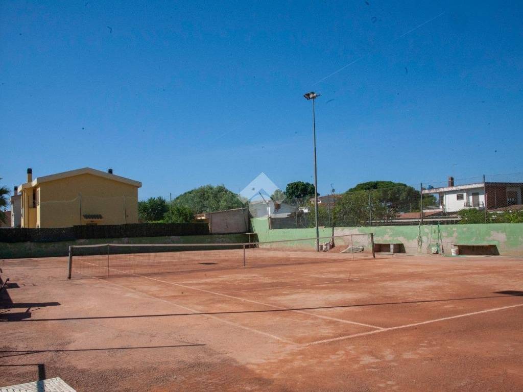 terreno edificabile in vendita a Quartu Sant'Elena in zona Litorale
