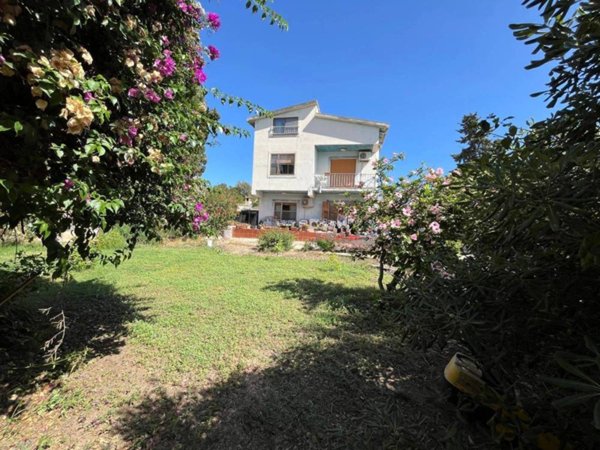 casa indipendente in vendita a Quartu Sant'Elena