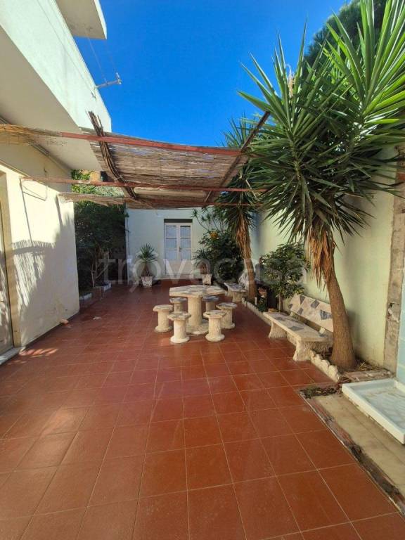 appartamento in vendita a Quartu Sant'Elena in zona Centro Storico