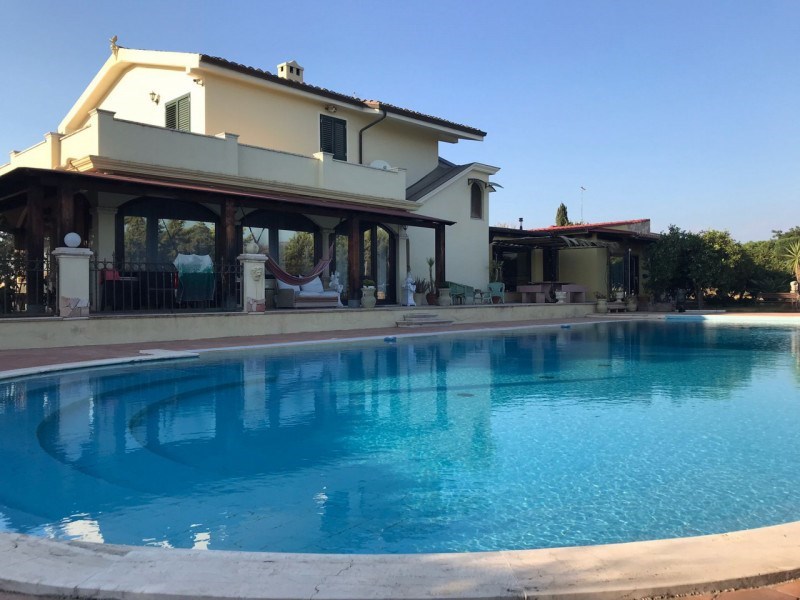 casa indipendente in vendita a Quartu Sant'Elena in zona Litorale