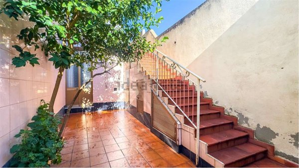 casa indipendente in vendita a Quartu Sant'Elena in zona Centro Storico