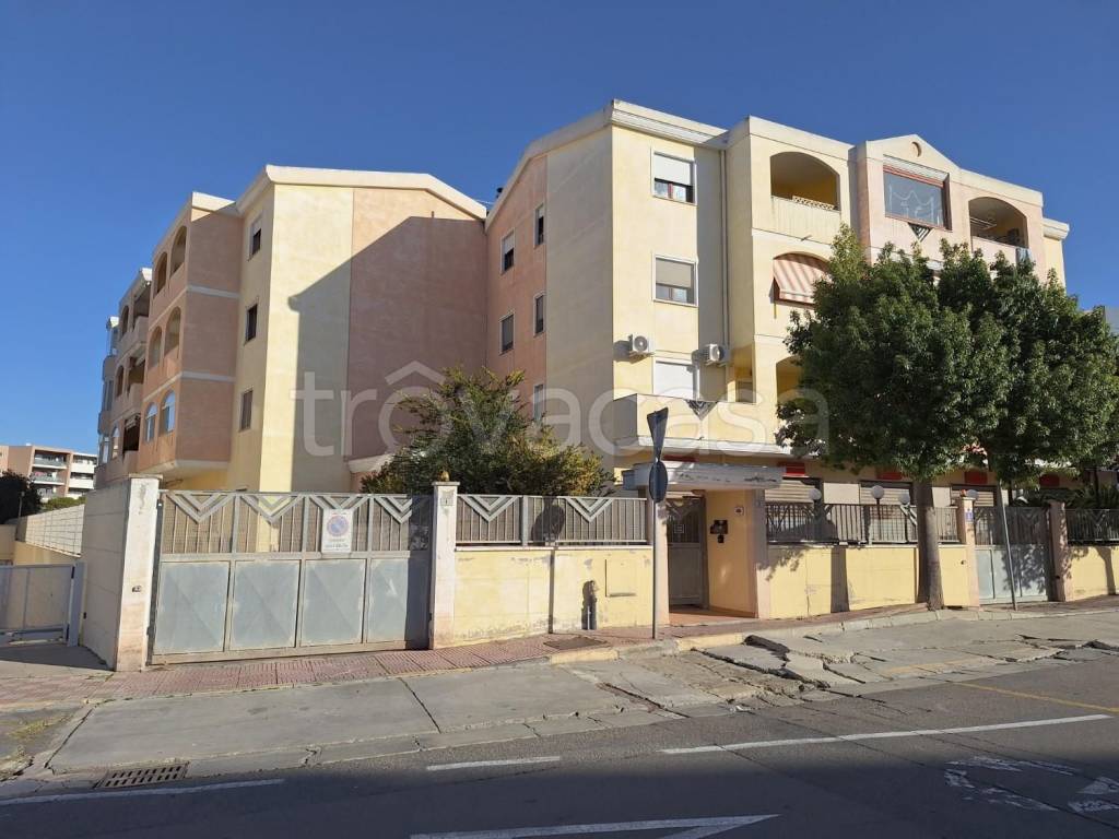 appartamento in vendita a Quartu Sant'Elena in zona Quartello