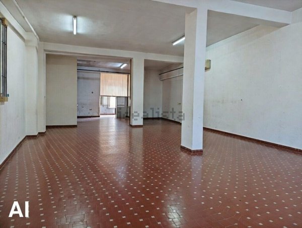 locale commerciale in vendita a Quartu Sant'Elena