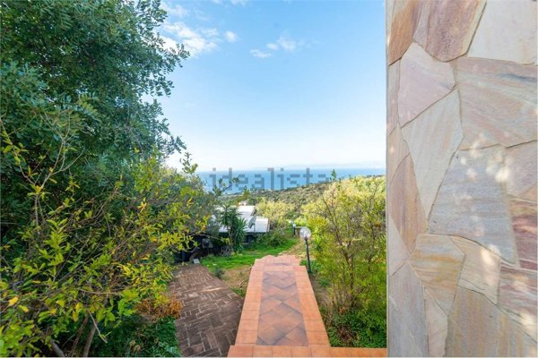 casa indipendente in vendita a Quartu Sant'Elena