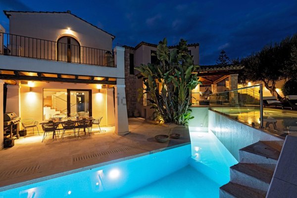 casa indipendente in vendita a Quartu Sant'Elena