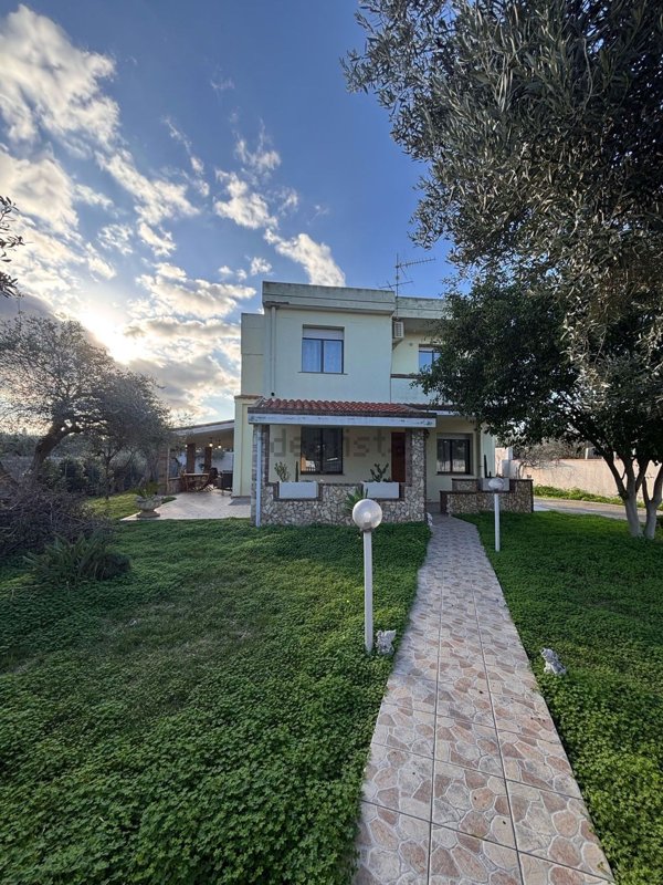 casa indipendente in vendita a Quartu Sant'Elena