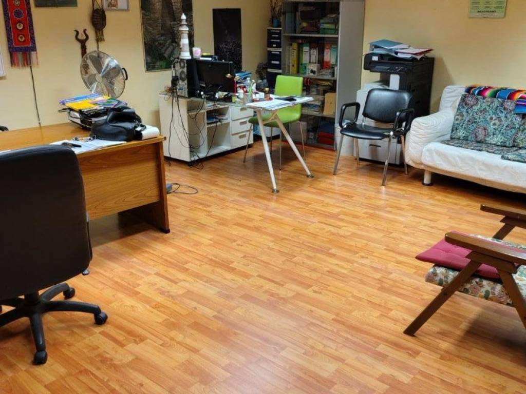 ufficio in vendita a Quartu Sant'Elena