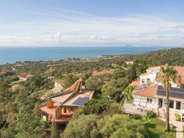 villa in vendita a Quartu Sant'Elena in zona Geremeas