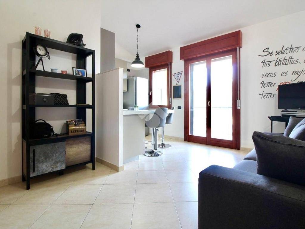 appartamento in vendita a Quartu Sant'Elena in zona Quartello