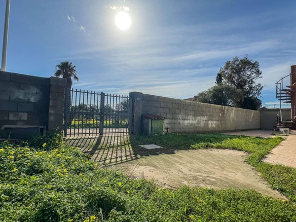 appartamento in vendita a Quartu Sant'Elena in zona Capitana