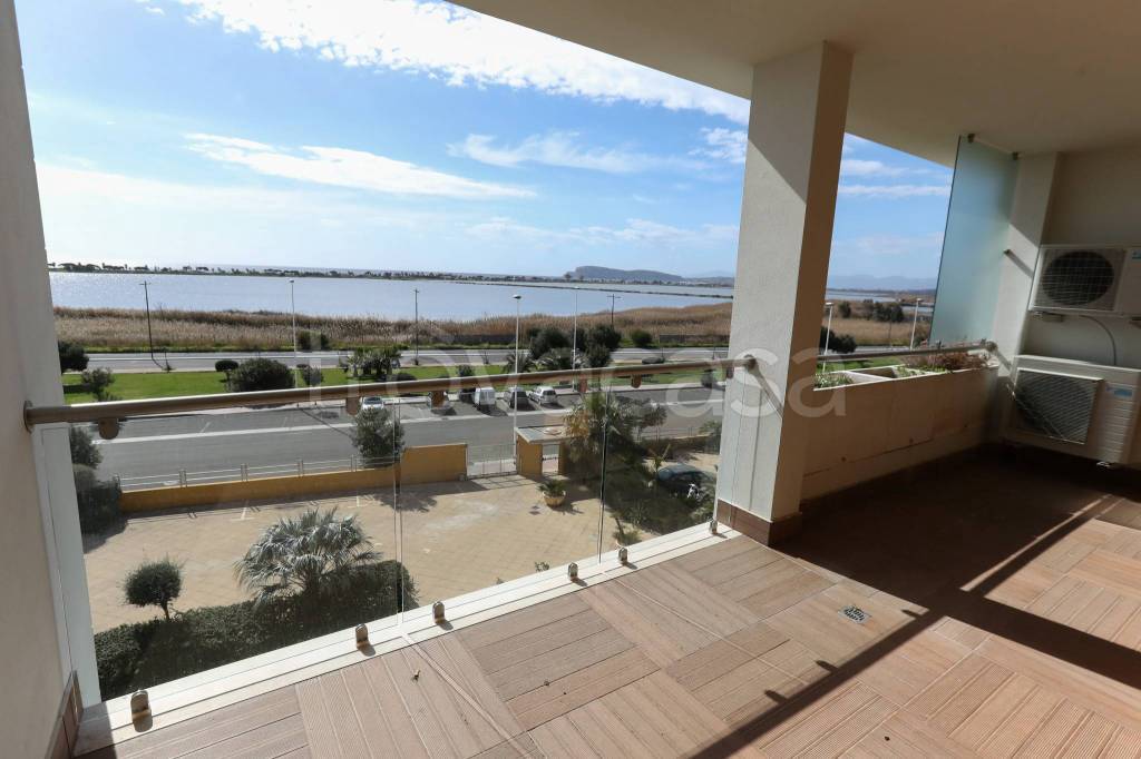 appartamento in vendita a Quartu Sant'Elena in zona Quartello