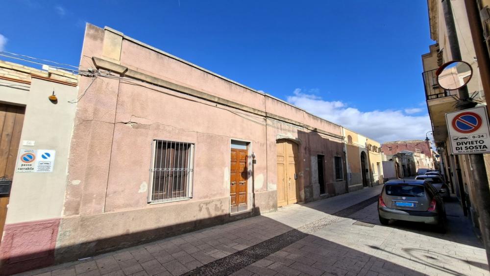 casa indipendente in vendita a Quartu Sant'Elena in zona Cepola