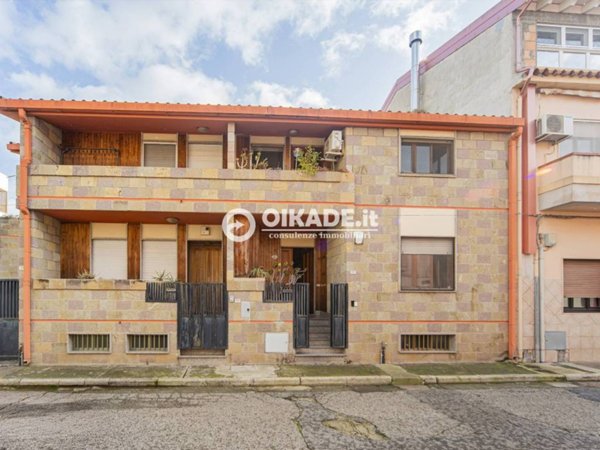 casa indipendente in vendita a Quartu Sant'Elena in zona Centro Storico