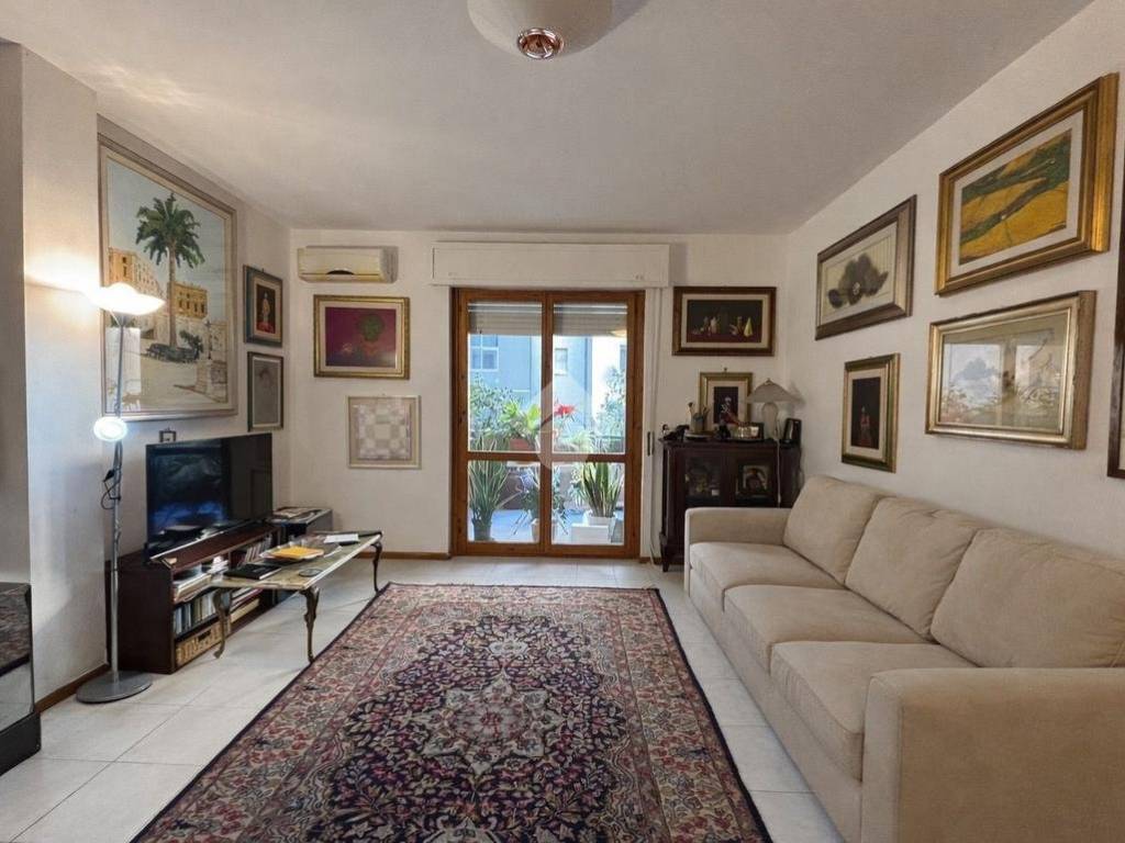 appartamento in vendita a Quartu Sant'Elena in zona Pitz'e Serra