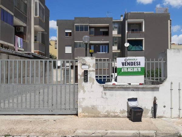 locale commerciale in vendita a Quartu Sant'Elena