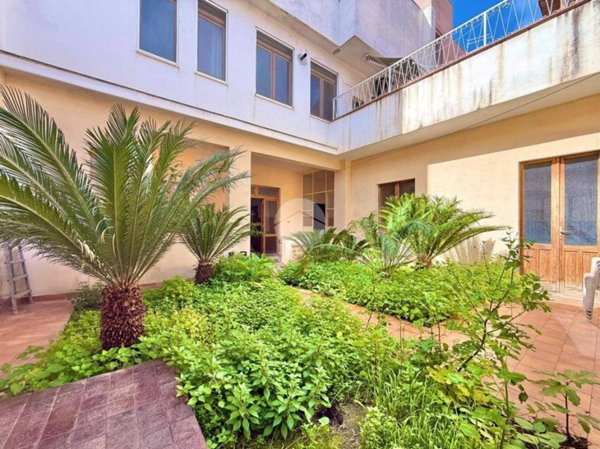 appartamento in vendita a Quartu Sant'Elena in zona Poetto di Quartu