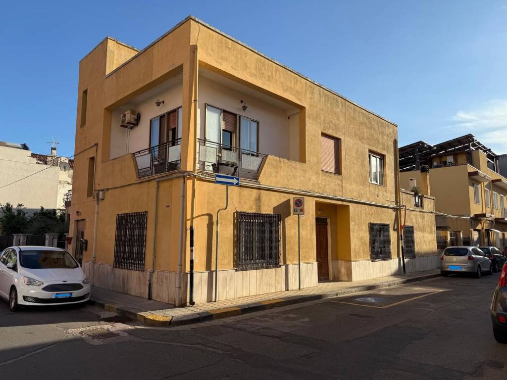 casa indipendente in vendita a Quartu Sant'Elena